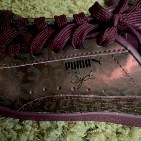 EUC Puma Clyde leopard print sneakers - Picture 10 of 11